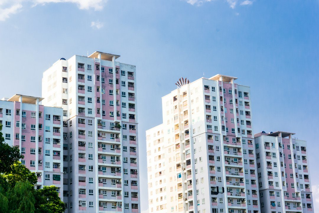 Edifício residencial, imagem ilustrativa sobre aluguel por temporada